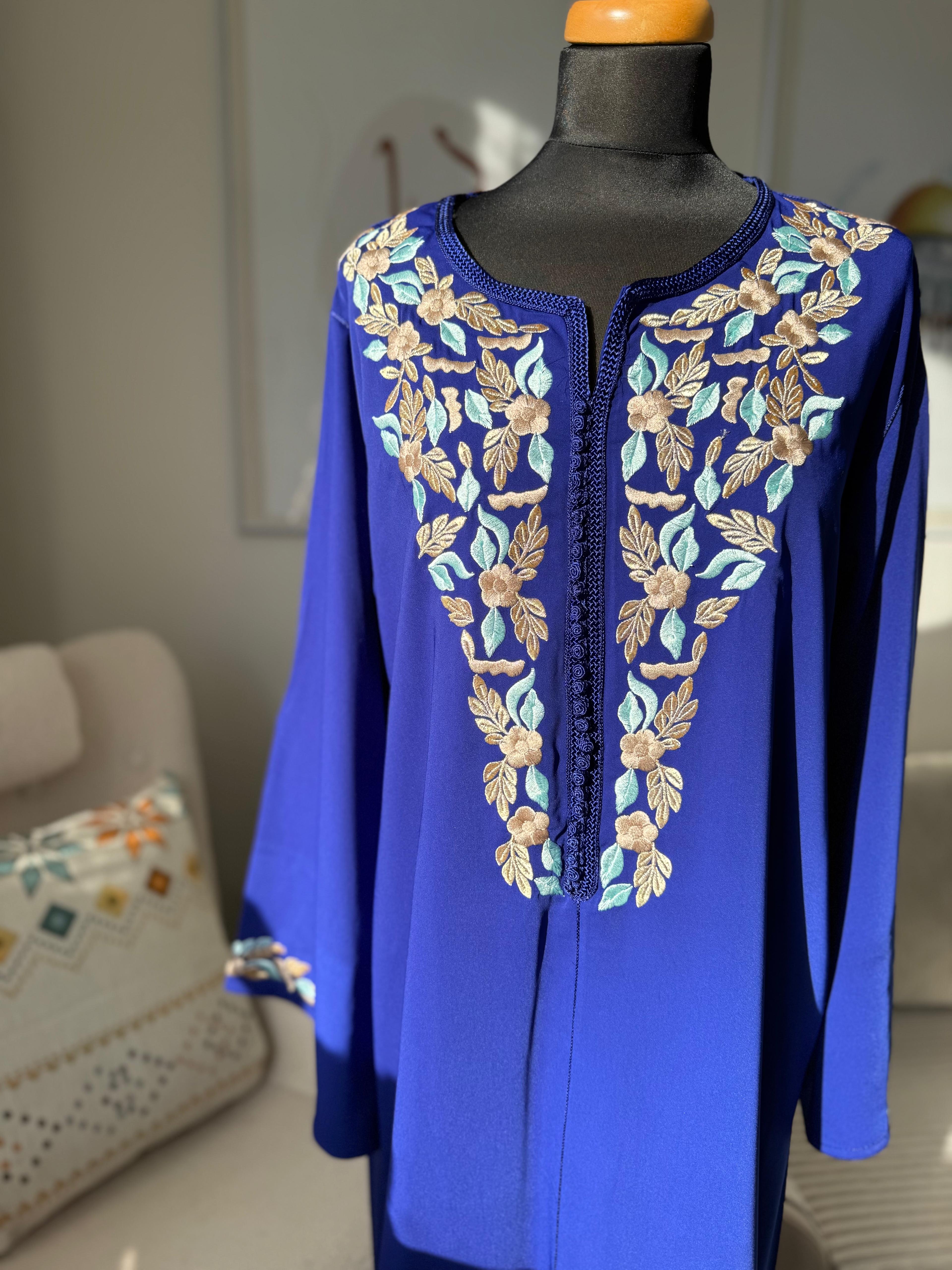 Kaftan Warda mit Blumen-Tarz (Stickerei)