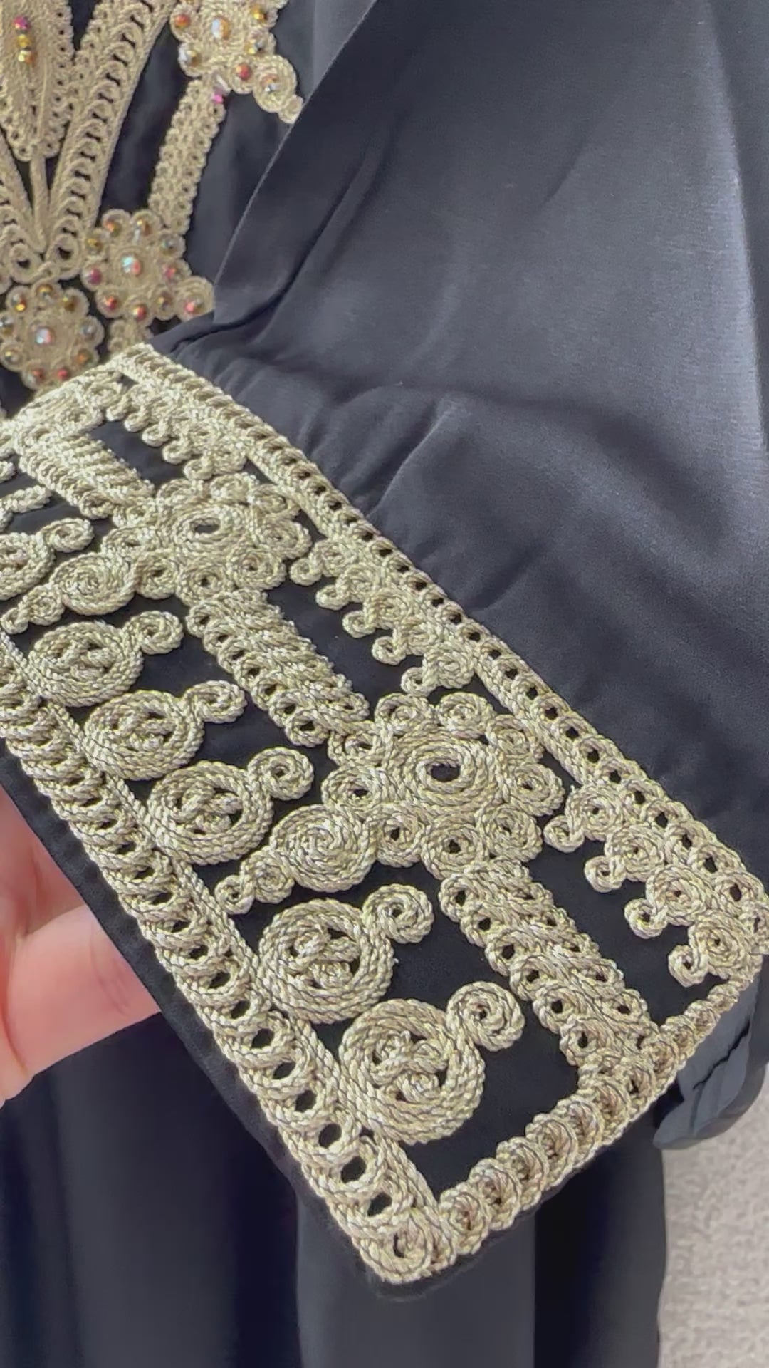 Die Farasha/Abaya Yara