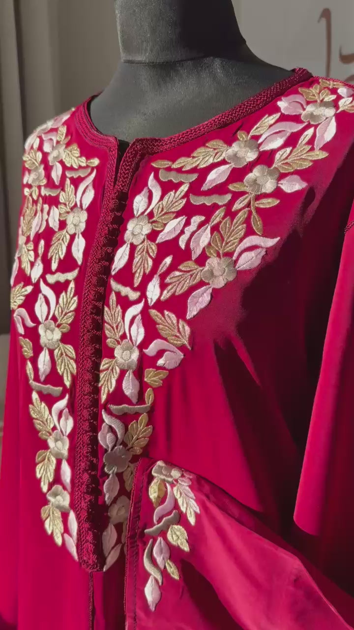 Kaftan Warda mit Blumen-Tarz (Stickerei)