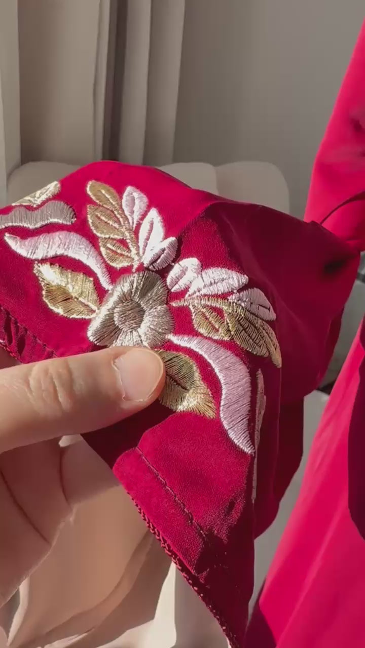 Kaftan Warda mit Blumen-Tarz (Stickerei)